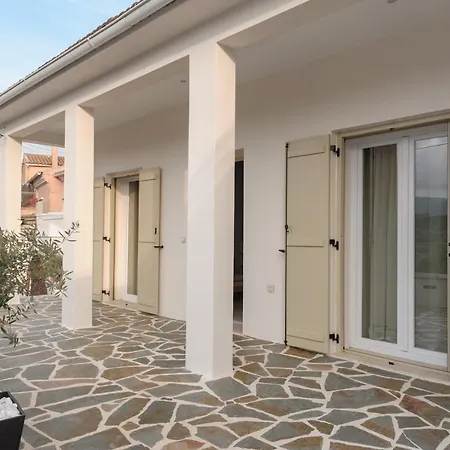 בית נופש Casa Callisto *